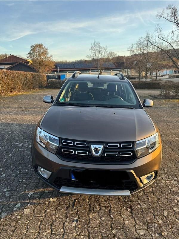 Gebraucht Dacia Sandero Stepway 90 PS (66 kW) 2018 Braun Limousine