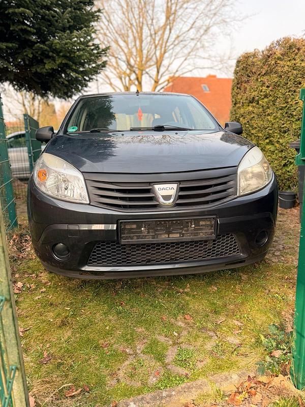 Gebraucht Dacia Sandero 75 PS (55 kW) 2009 Andere farben Kleinwagen