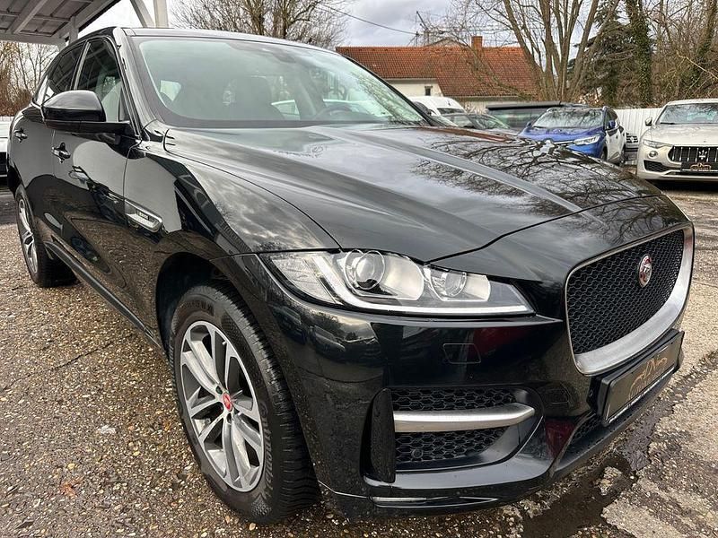 Gebraucht Jaguar F-Pace R-Sport 179 PS (131 kW) 2017 Schwarz SUV