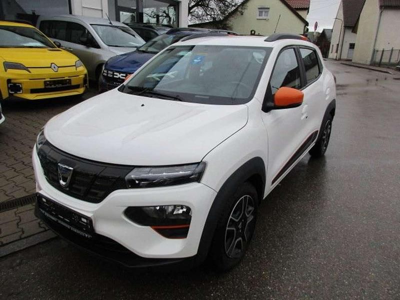 Gebraucht Dacia Spring Comfort Plus 33 kW (45 PS) 2022 Weiss kaolin Kleinwagen