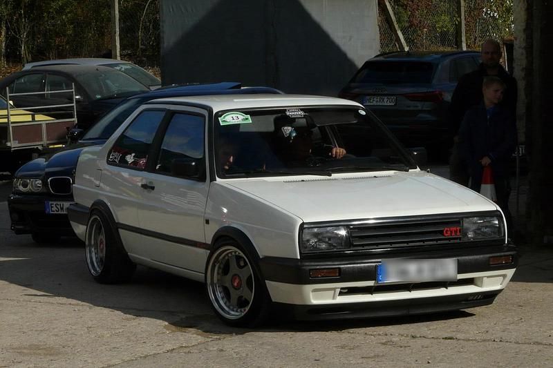 Weiß Gebraucht 1990 VW Jetta Coupé | 12.999 € - Bild 1/4