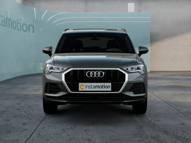 Gebraucht Audi Q3 Ambiente 150 PS (110 kW) 2024 Grau SUV