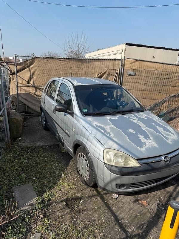 Gebraucht Opel Corsa 75 PS (55 kW) 2002 Silber Kleinwagen