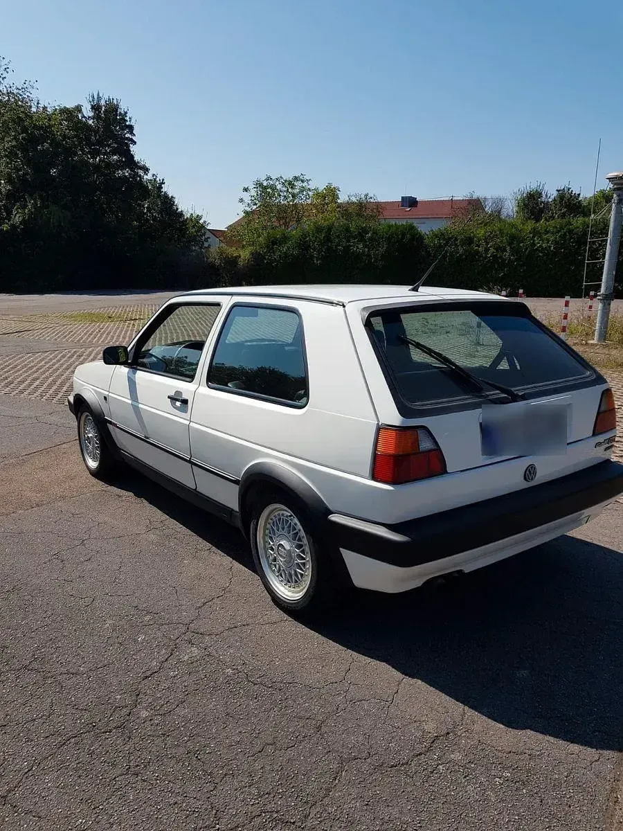 Gebraucht VW Golf II GTI 160 PS (117 kW) 1990 Weiß Kleinwagen