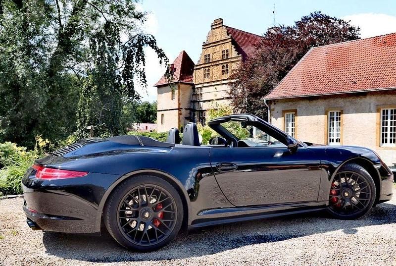 Schwarz Gebraucht 2016 Porsche 911 Carrera 4 GTS Cabrio | 130.499 € (Fairer Preis) - Bild 1/4