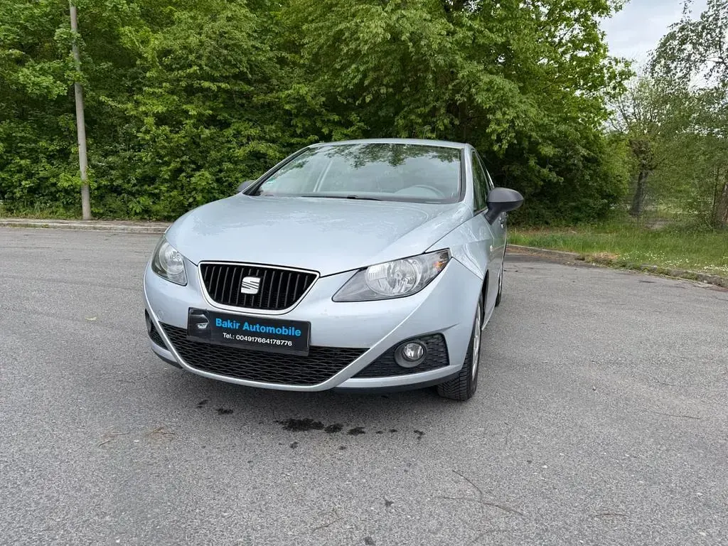 Gebraucht Seat Ibiza Reference 69 PS (50 kW) 2009 Silber Limousine