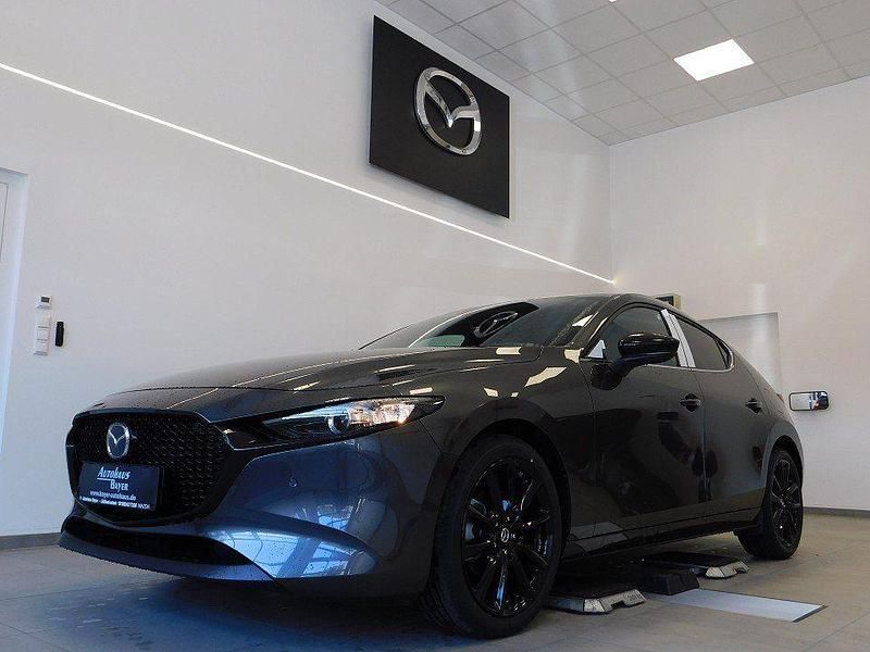 Neu Mazda 3 Nagisa 140 PS (102 kW) 2025 Grau Limousine