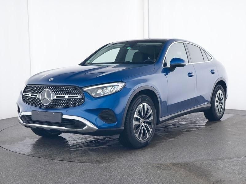 Metalliclack spektralblau Gebraucht 2024 Mercedes GLC200 Avantgarde SUV | 53.570 € (Fairer Preis) - Bild 1/4
