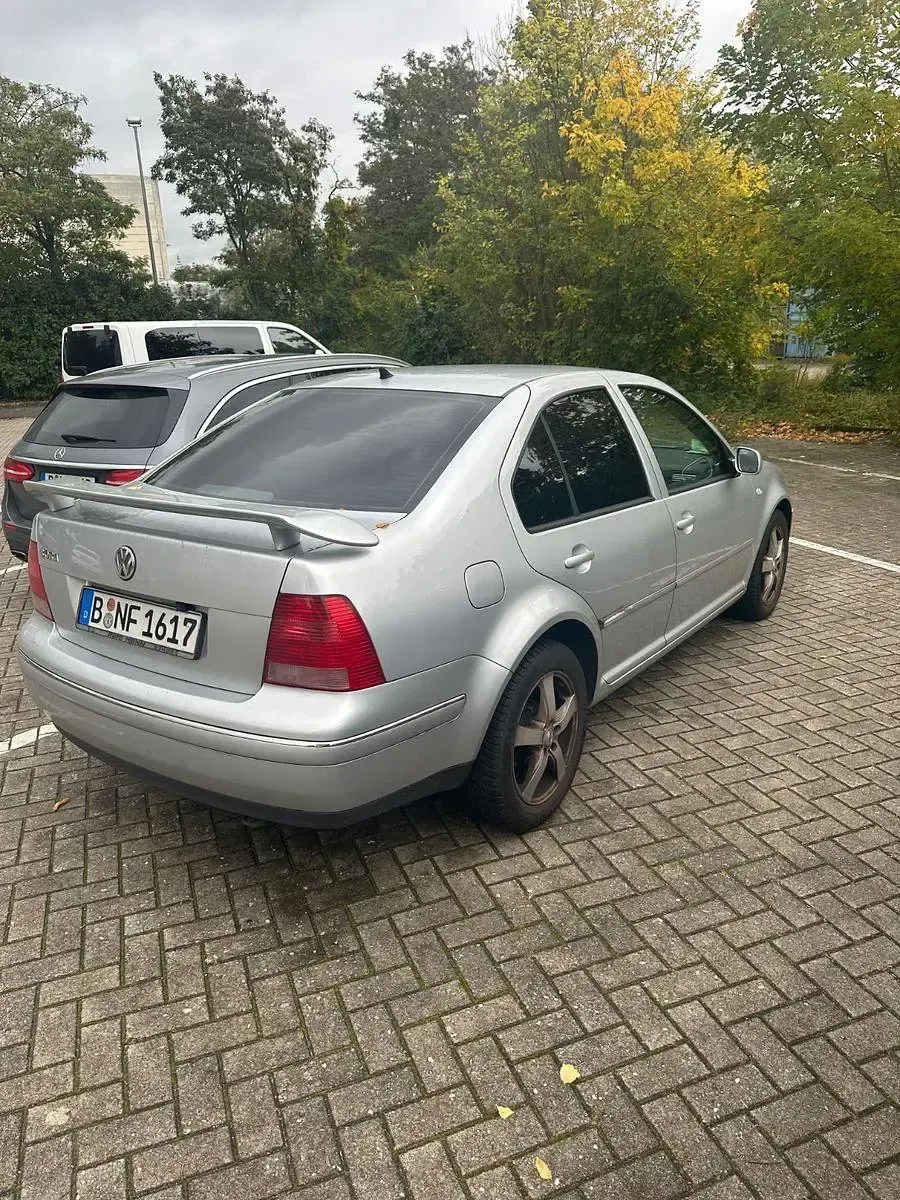 Occasion VW Bora 75 ch (55 kW) 2002 Argent Berline