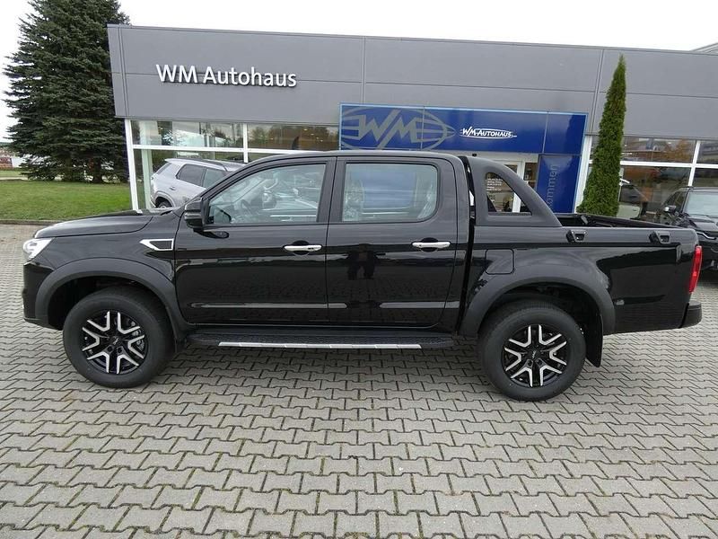 Neu JAC JS8 204 PS (150 kW) 2025 Schwarz SUV