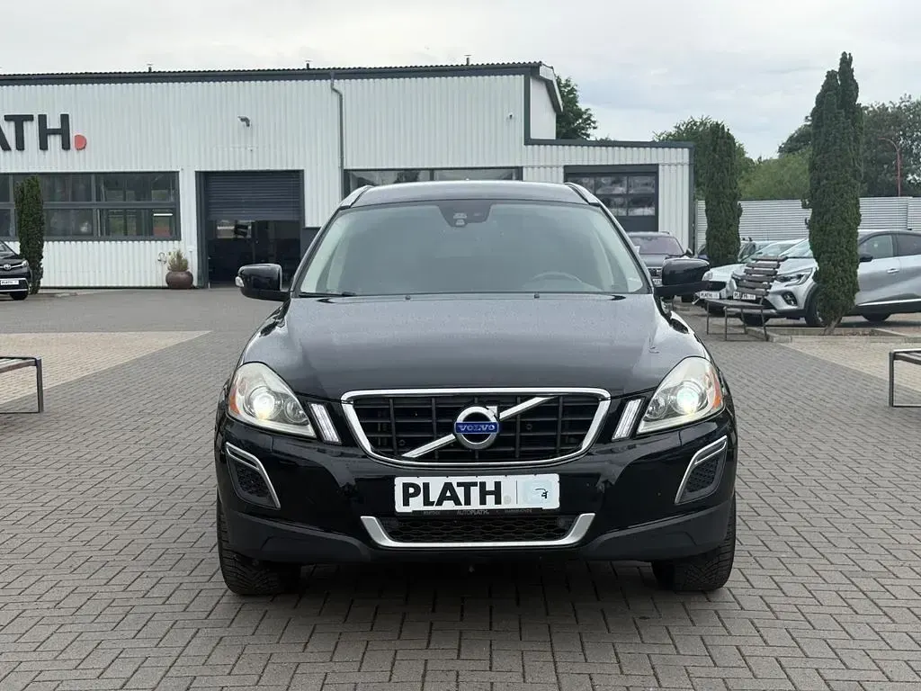 Gebraucht Volvo XC60 Summum 215 PS (158 kW) 2011 Schwarz SUV