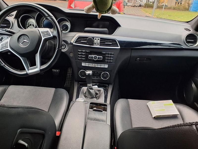Gebraucht Mercedes C200 AMG 136 PS (100 kW) 2012 Limousine