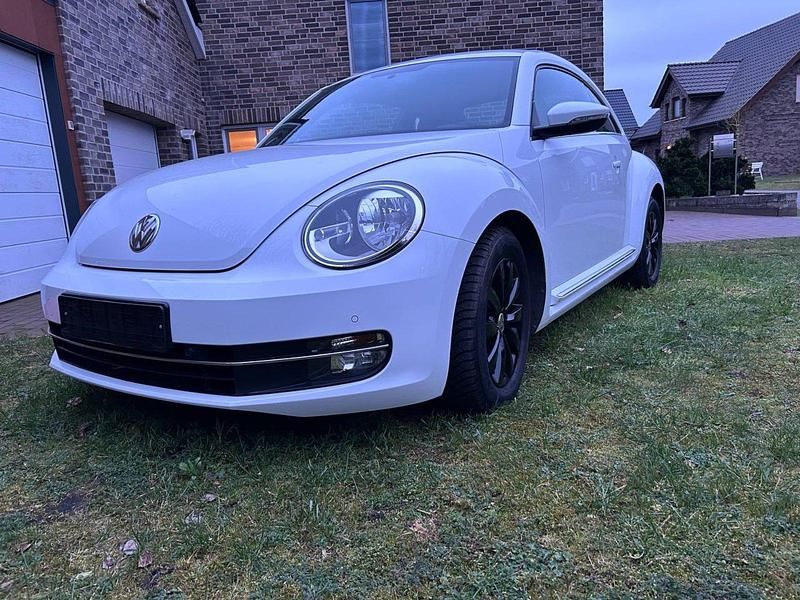 Gebraucht VW Beetle 105 PS (77 kW) 2014 Weiß Kleinwagen