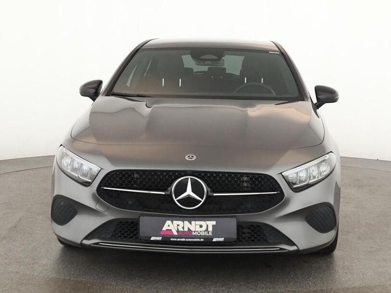 Gebraucht Mercedes A250 Progressive 238 PS (175 kW) 2024 Mountaingrau Limousine