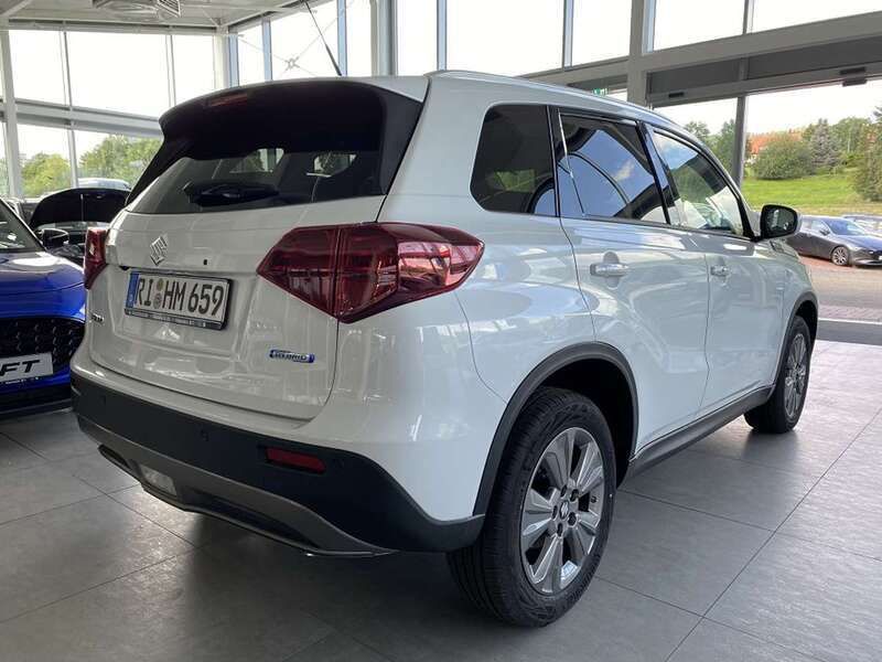 Gebraucht Suzuki Vitara Comfort 129 PS (94 kW) 2024 Pearl cool white SUV