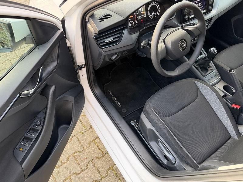 Gebraucht Skoda Scala Cool Plus 116 PS (85 kW) 2020 Weiß Kleinwagen