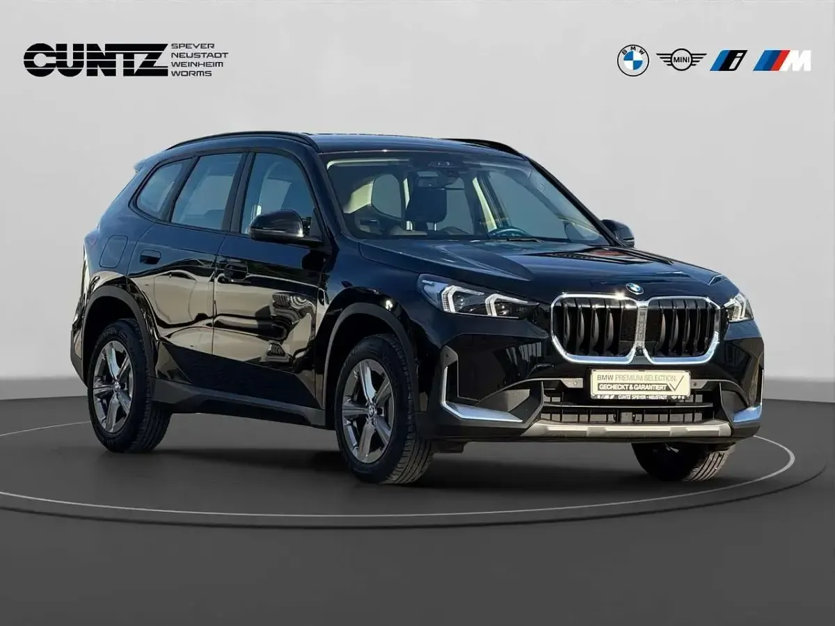 Gebraucht BMW X1 Sport Line 156 PS (114 kW) 2024 Schwarz SUV