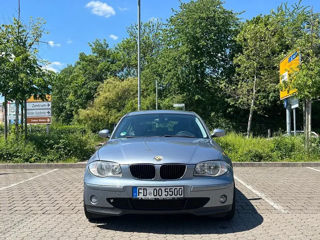Gebraucht BMW 118 129 PS (94 kW) 2005 Grau Kleinwagen
