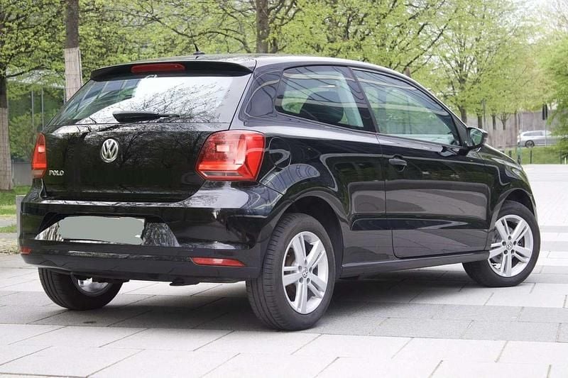 Gebraucht VW Polo 60 PS (44 kW) 2014 Schwarz Kleinwagen