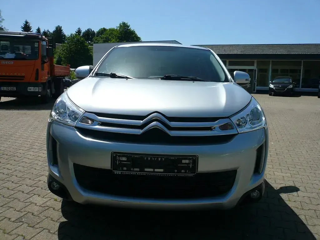 Gebraucht Citroën C4 Tendance 114 PS (83 kW) 2015 Grau Van / Kleinbus