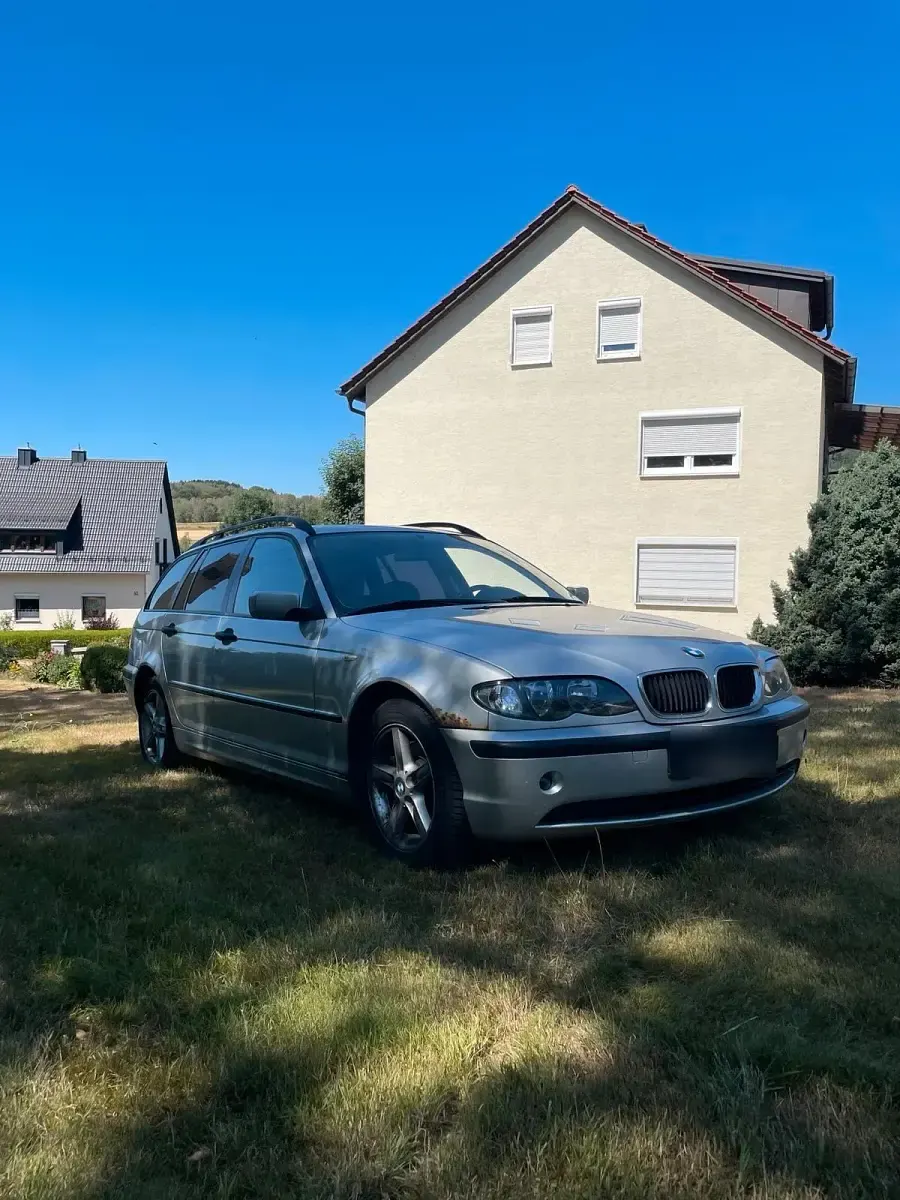 Gebraucht BMW 320 150 PS (110 kW) 2004 Silber Kombi