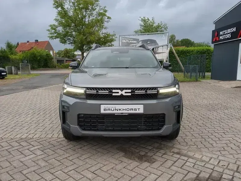 Neu Dacia Bigster Journey 158 PS (116 kW) 2026 Dolomitgrau+schwarz SUV