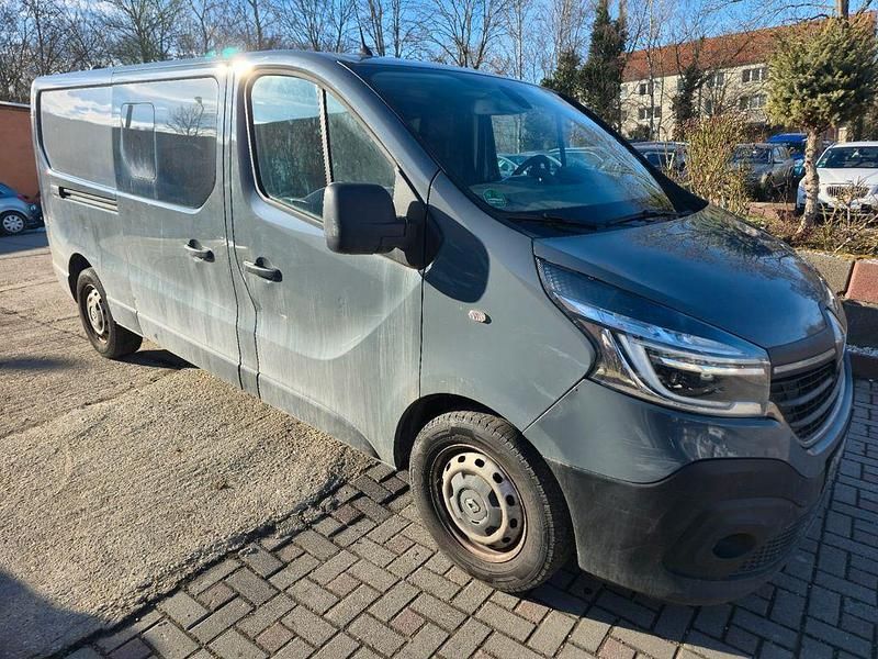 Gebraucht Renault Trafic Komfort 170 PS (125 kW) 2021 Van / Kleinbus