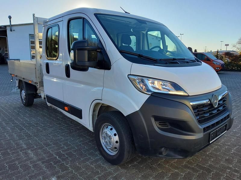 Gebraucht Opel Movano 140 PS (102 kW) 2024 Weiss Limousine