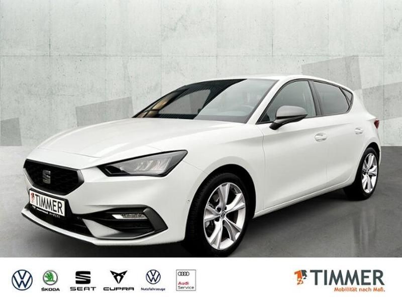 Gebraucht Seat Leon FR 150 PS (110 kW) 2025 Glacial weiß metallic Limousine