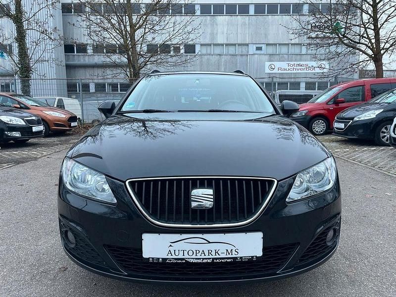 Gebraucht Seat Exeo Reference 120 PS (88 kW) 2011 Schwarz Limousine