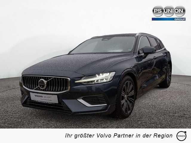 Blau Gebraucht 2024 Volvo V60 Plus Kombi | 45.990 € (Teuer) - Bild 1/4