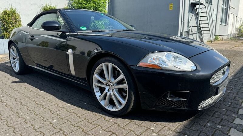 Schwarz Gebraucht 2008 Jaguar XKR Cabrio | 22.900 € (Fairer Preis) - Bild 1/4