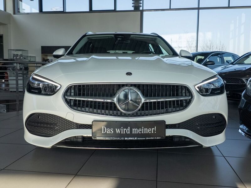 Gebraucht Mercedes C220 Advanced Plus 197 PS (144 kW) 2023 Weiß Limousine
