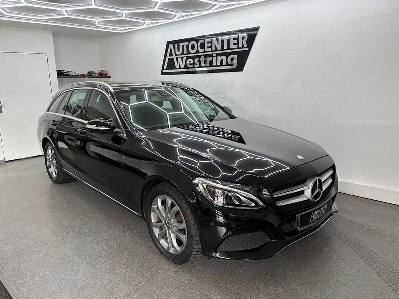 Schwarz Gebraucht 2015 Mercedes C180 Avantgarde Kombi | 16.990 € (Fairer Preis) - Bild 1/4