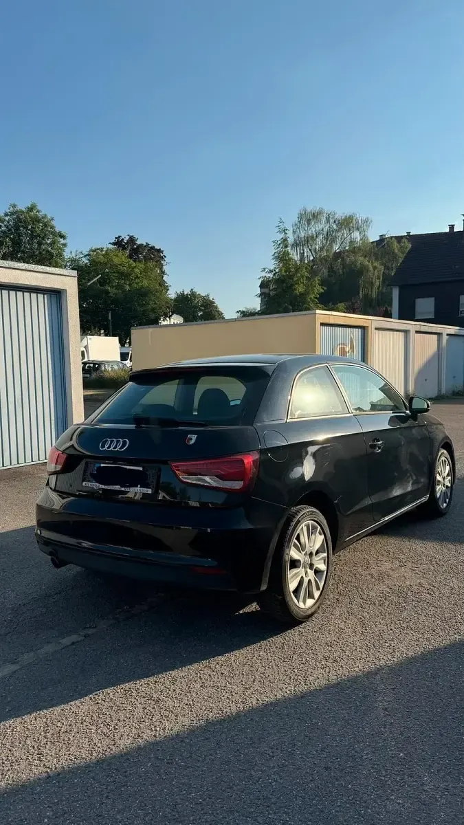 Gebraucht Audi A1 Sportback S-Line 95 PS (69 kW) 2015 Schwarz Kleinwagen