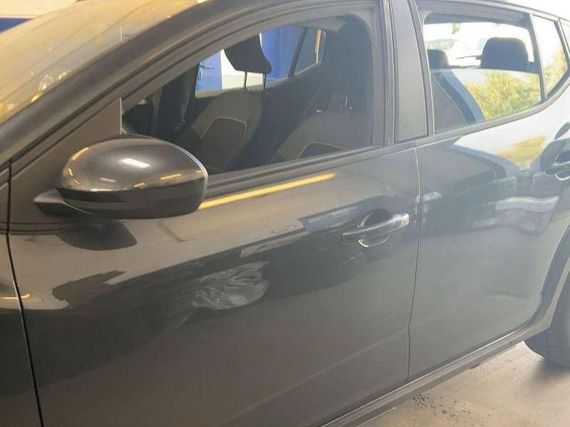 Gebraucht Dacia Sandero Comfort 101 PS (74 kW) 2022 Grau Limousine