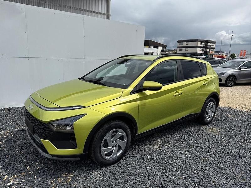 Grün Neu 2025 Hyundai Bayon Comfort SUV | 22.990 € (Guter Preis) - Bild 1/4