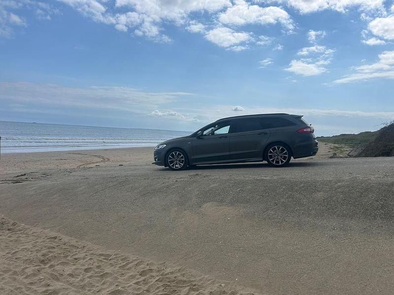 Gebraucht Ford Mondeo ST 179 PS (131 kW) 2017 Grau Kombi