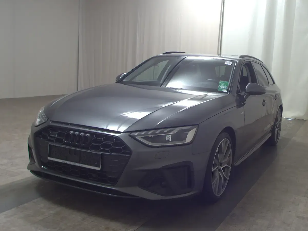 Usata Audi A4 S-Line 204 CV (150 kW) 2023 Grigio Station wagon