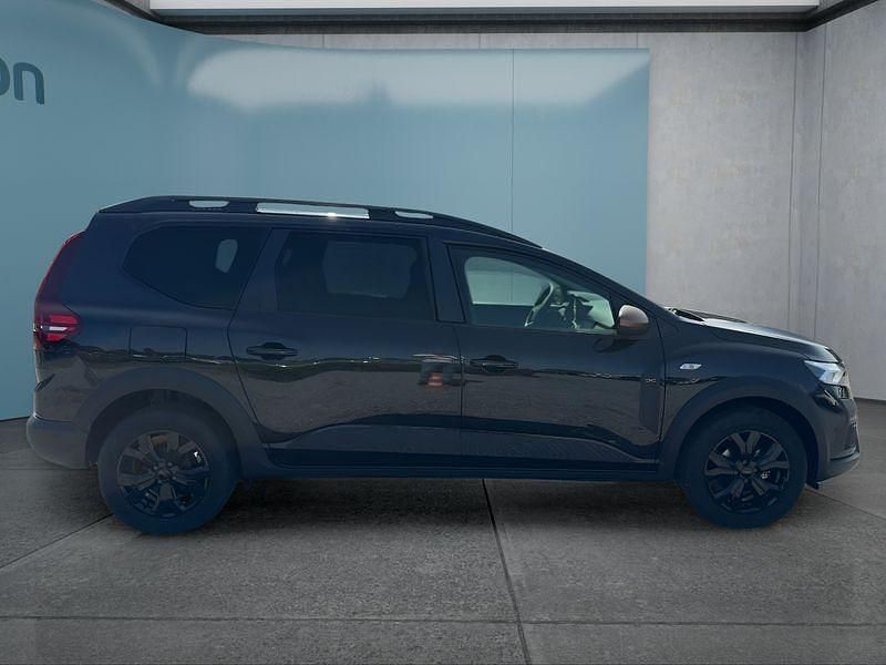 Schwarz Neu 2025 Dacia Jogger Van / Kleinbus | 22.249 € (Fairer Preis) - Bild 1/4
