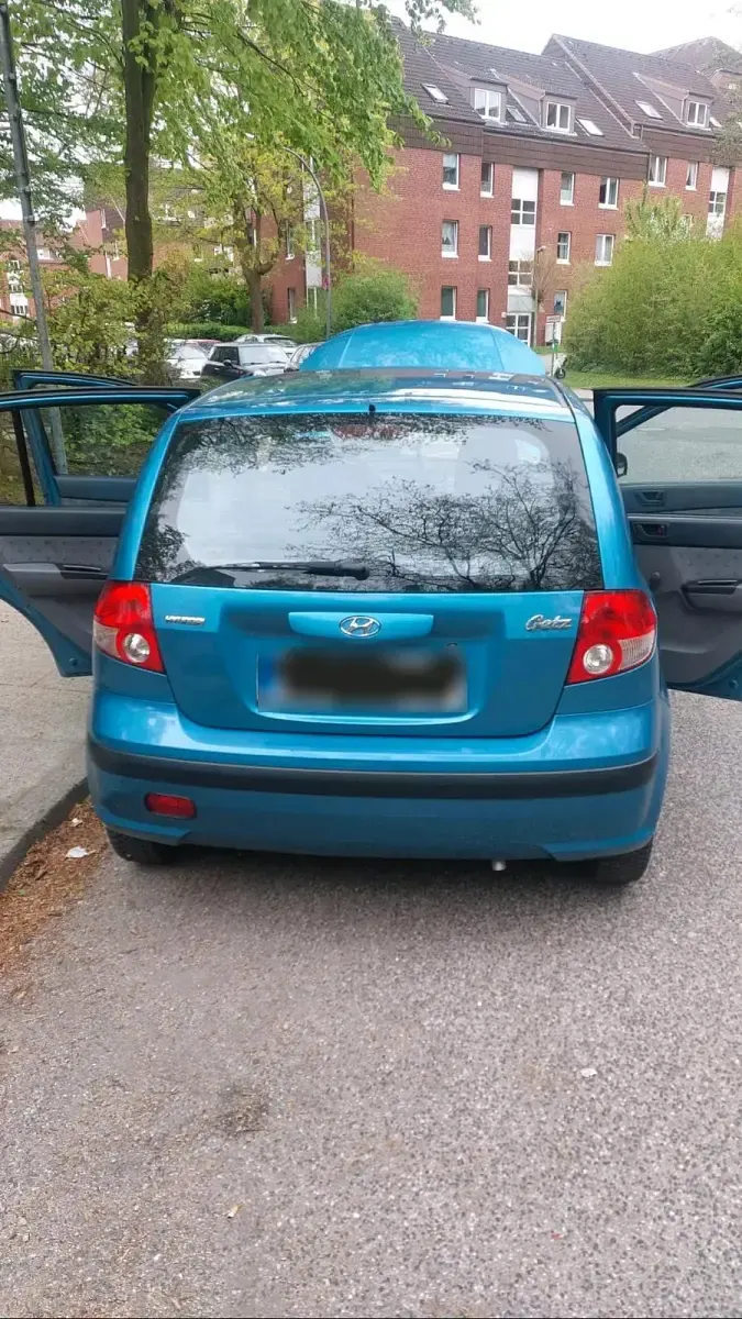 Second-hand Hyundai Getz 63 CP (46 kW) 2003 Albastru Hatchback