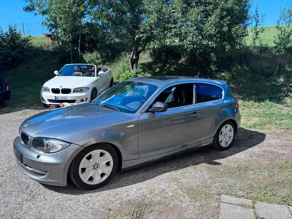 Gebraucht BMW 120 215 PS (158 kW) 2010 Grau Kleinwagen