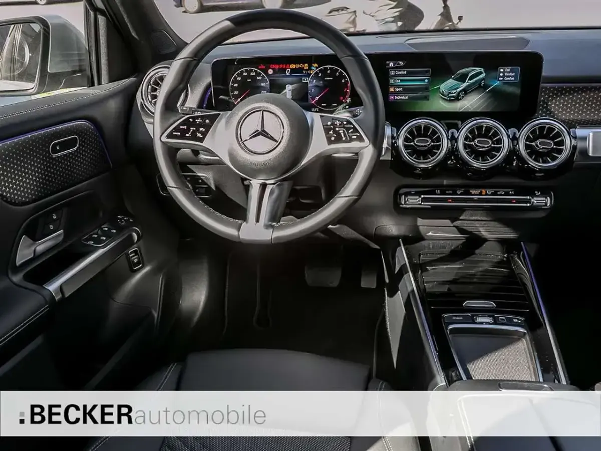 Gebraucht Mercedes GLB180 Progressive 136 PS (100 kW) 2025 Hightechsilber SUV