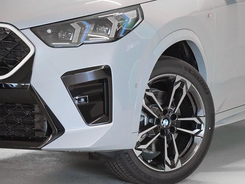 Gebraucht BMW X2 Performance 156 PS (114 kW) 2025 Grau SUV