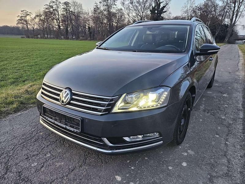 Gebraucht VW Passat Highline 170 PS (125 kW) 2013 Uranograu Kombi