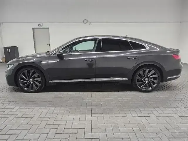 Gebraucht VW Arteon R-line 240 PS (176 kW) 2018 Mangangraumet. Kleinwagen