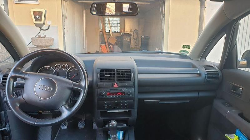 Gebraucht Audi A2 Basis 110 PS (80 kW) 2003 Grau Kleinwagen