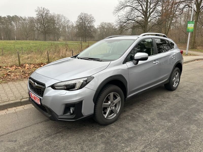 Silber Gebraucht 2018 Subaru XV Exclusive+ SUV | 15.900 € (Guter Preis) - Bild 1/4