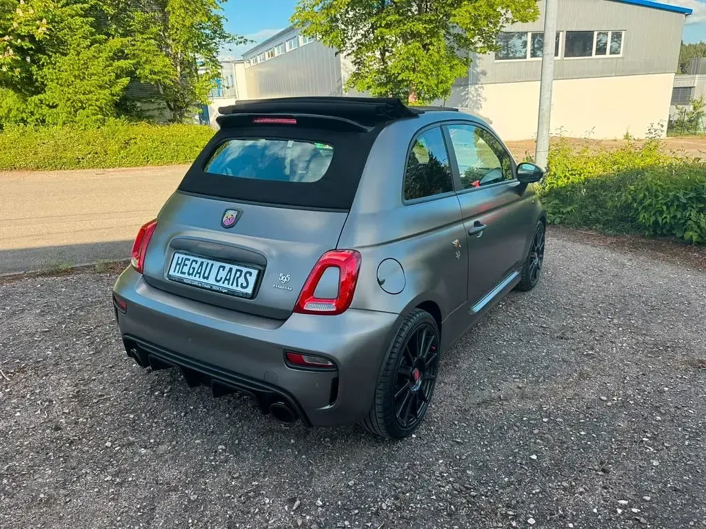 Gebraucht Abarth 595C Esseesse 179 PS (131 kW) 2021 Grau Cabrio