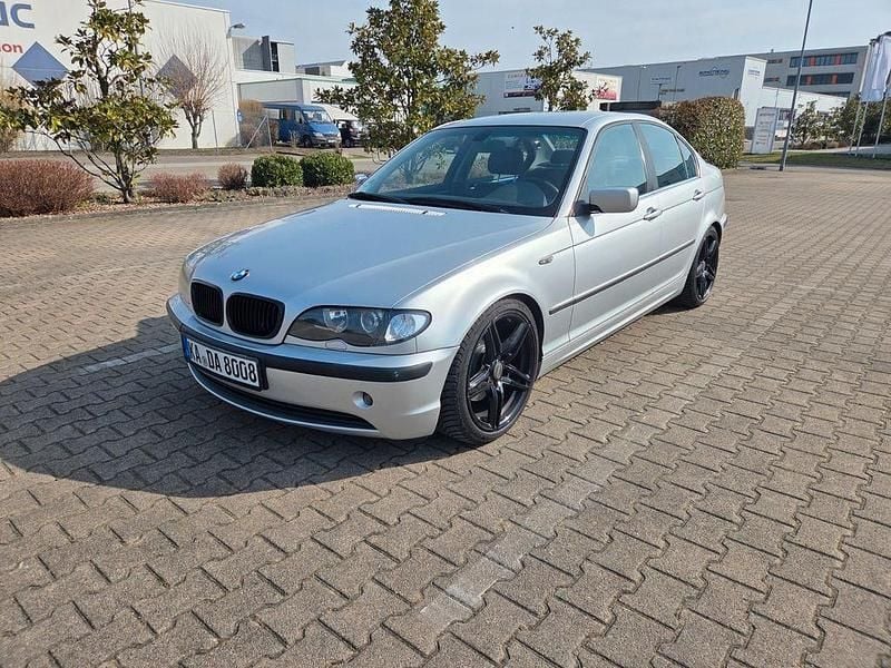 Gebraucht BMW 325 Performance 192 PS (141 kW) 2002 Silber Limousine